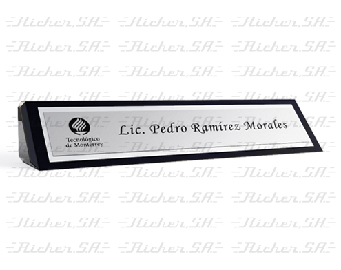 placa de empleado tec de mty